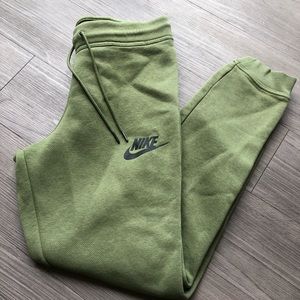 Women’s Nike Sweatpants